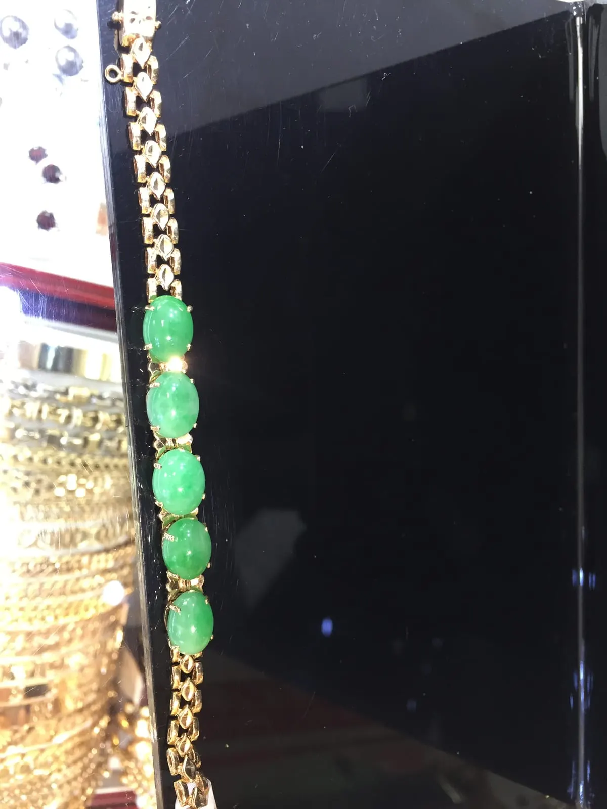 Jadeite Cabochon Bracelet — Gold Link