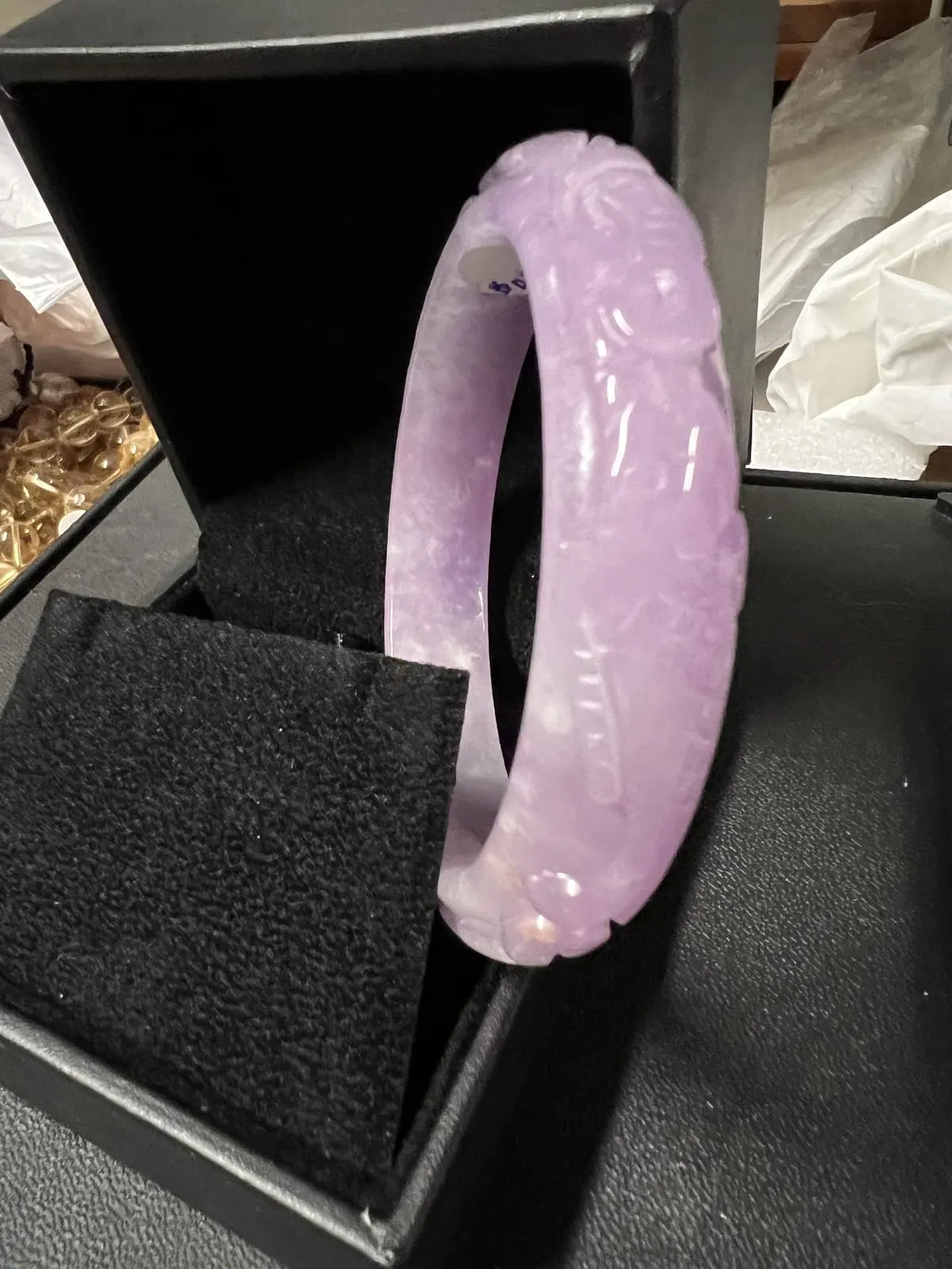 Lavender Jadeite Carved Floral Bangle
